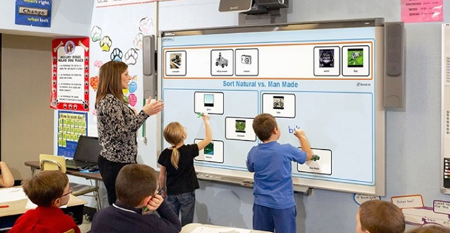 School whiteboard online